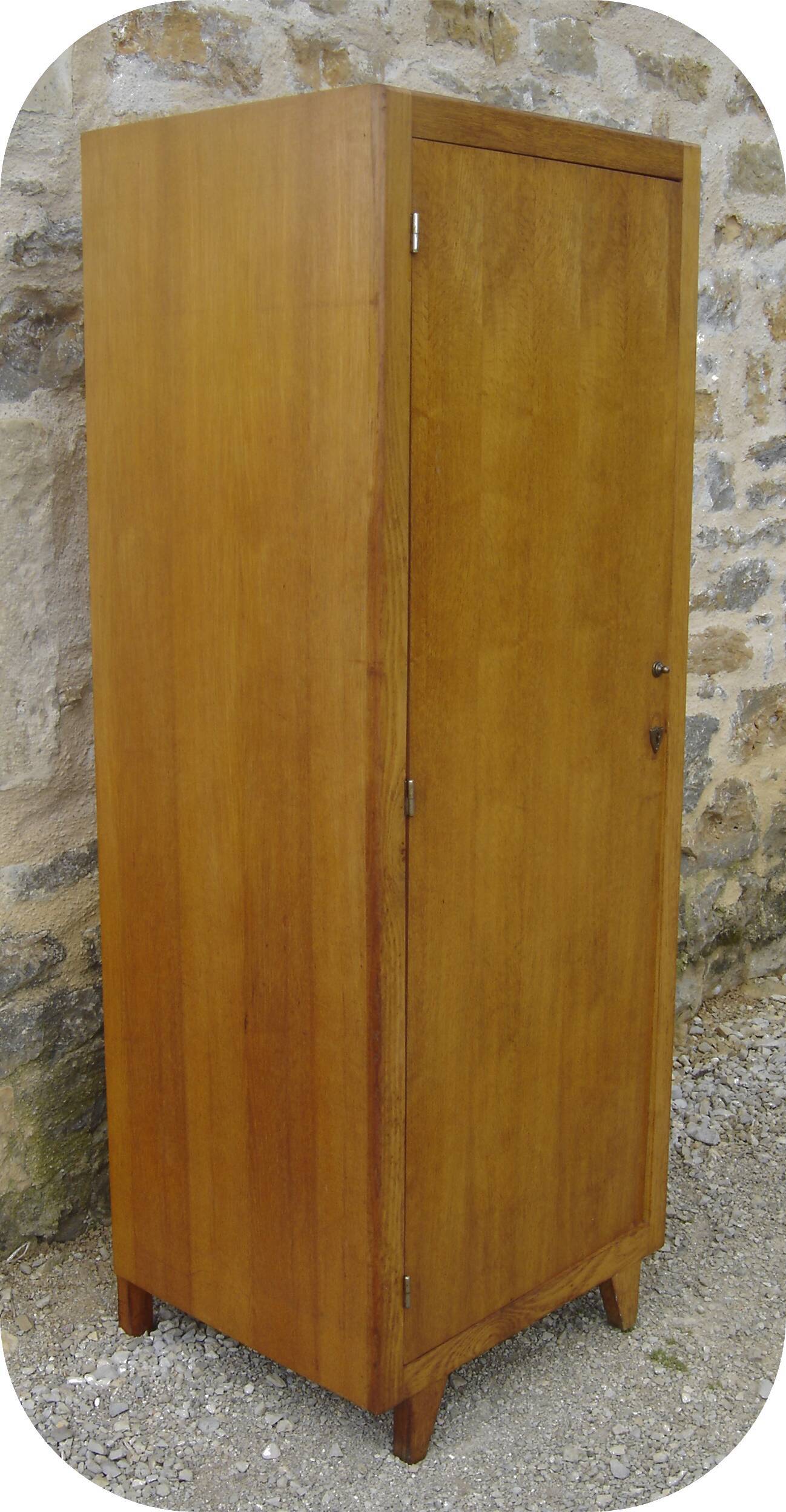 Wardrobe locker 60s