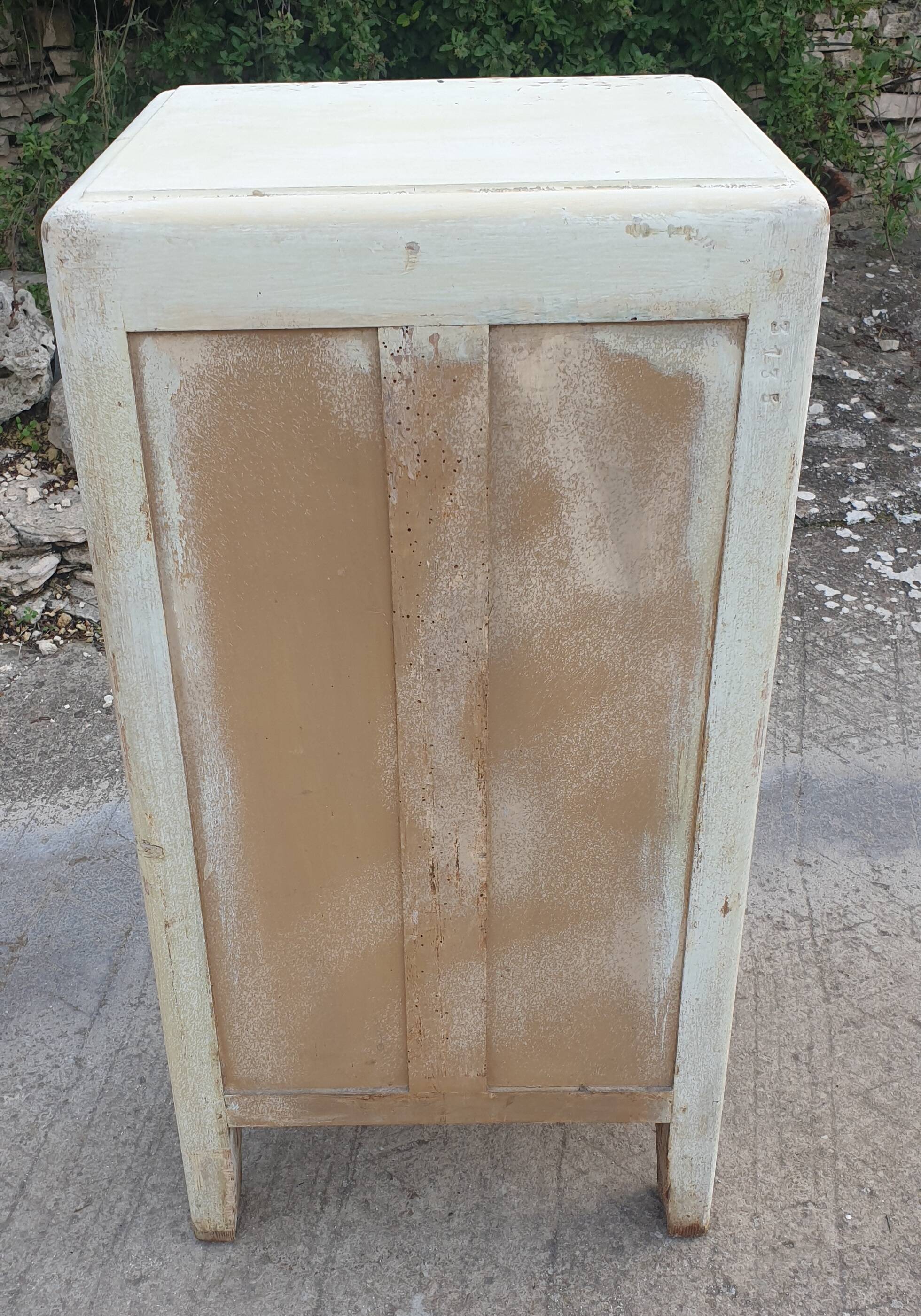 Old icebox