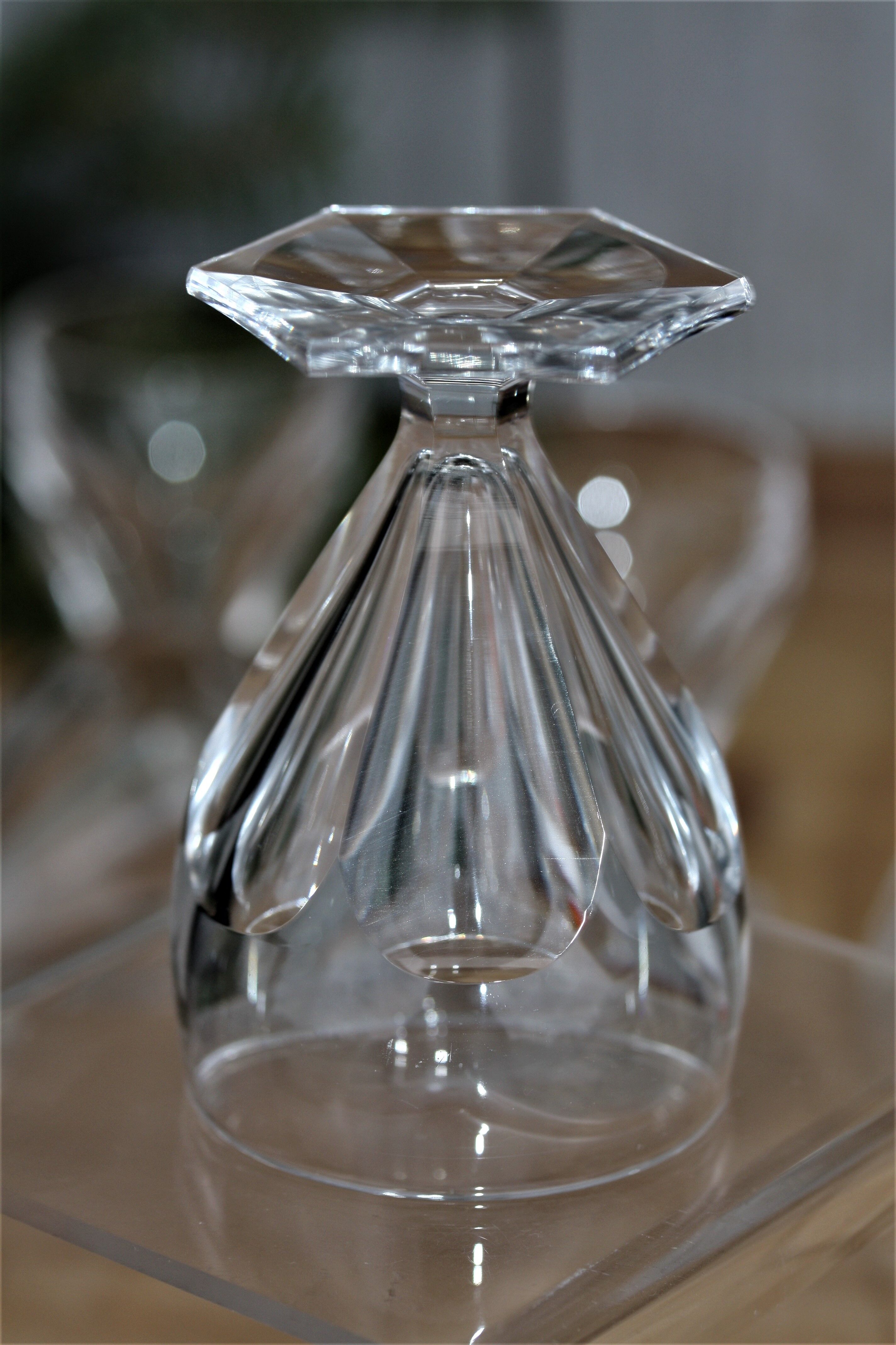Saint-Louis crystal wine glass Poincaré model