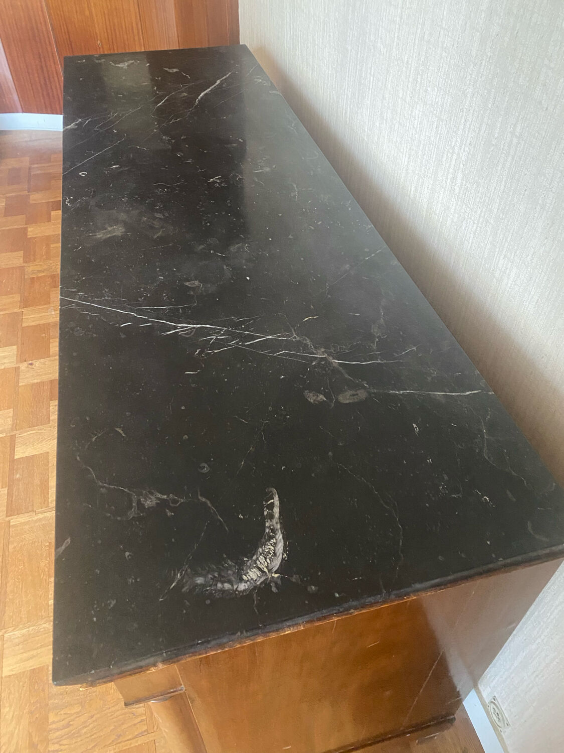 Enfilade Empire period and not style. No shipping.