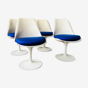 Lot de 4 chaises tulip KNOLL par Saarinen