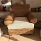 Fauteuil d’exception en jacinthe d’eau – coloris antique – pièce rare