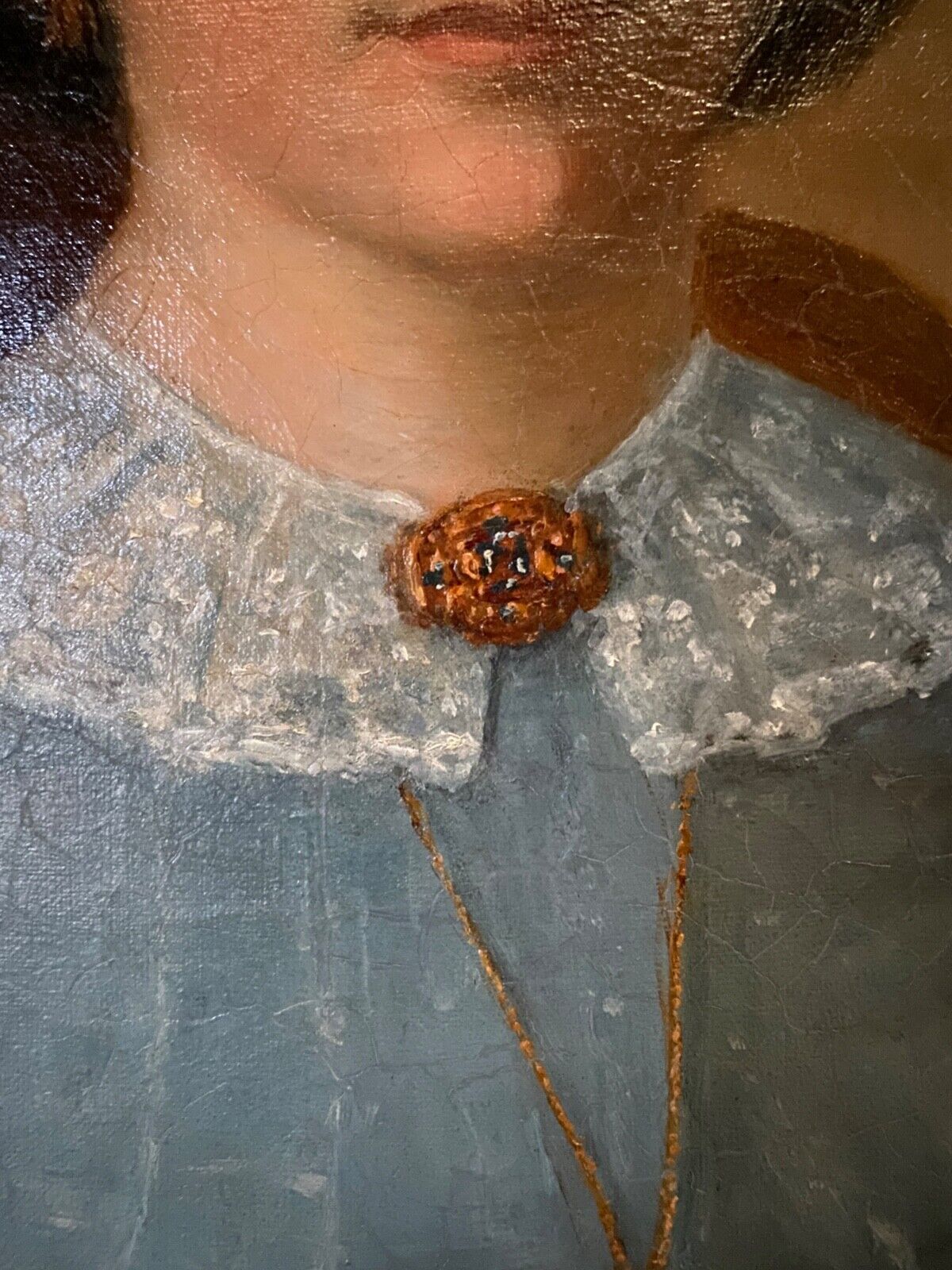 Huile sur toile Portrait de femme en robe bleue et éventail Milieu XIXe