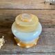 Suspension globe en verre opaline