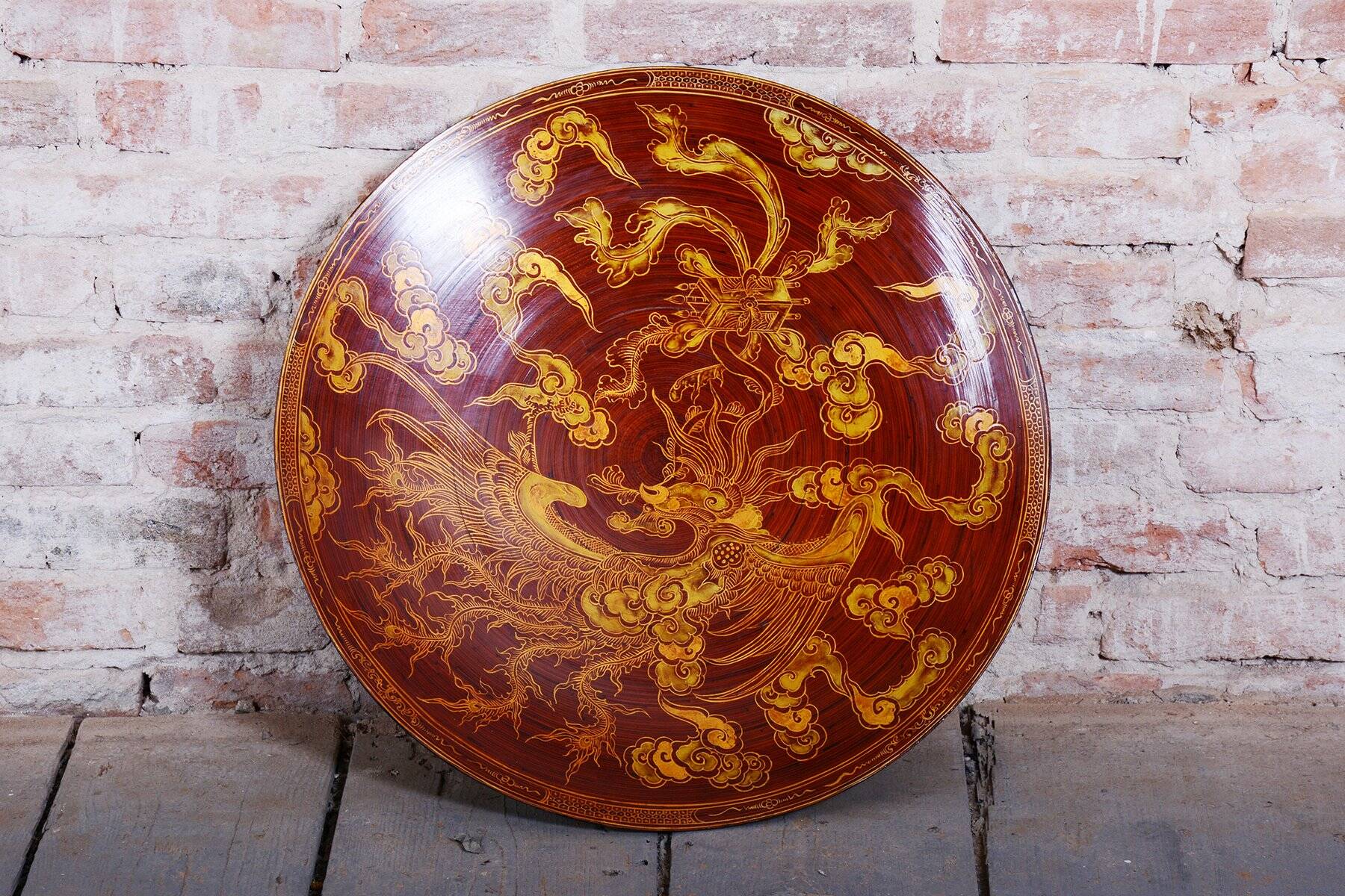 Assiette asiatique en bois laqué, Chine, années 1920