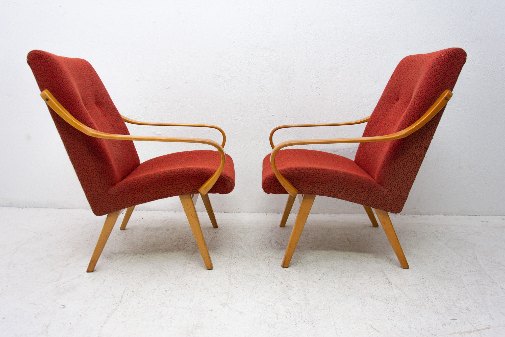 Pair of armchairs by Jaroslav Šmídek, 1960