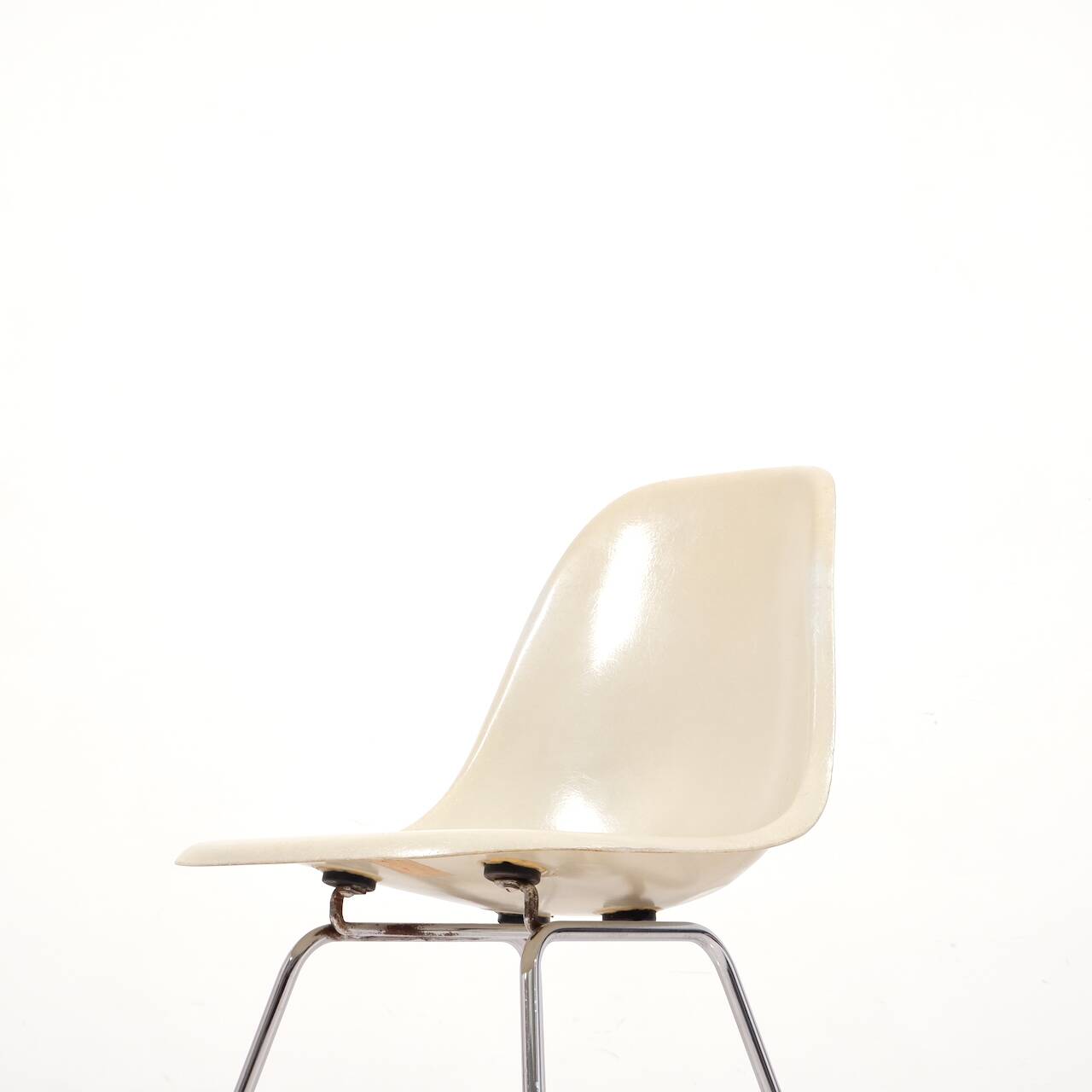 Ensemble de 4 chaises Eames en fibre de verre avec base en H pour Fehlbaum par Herman Miller