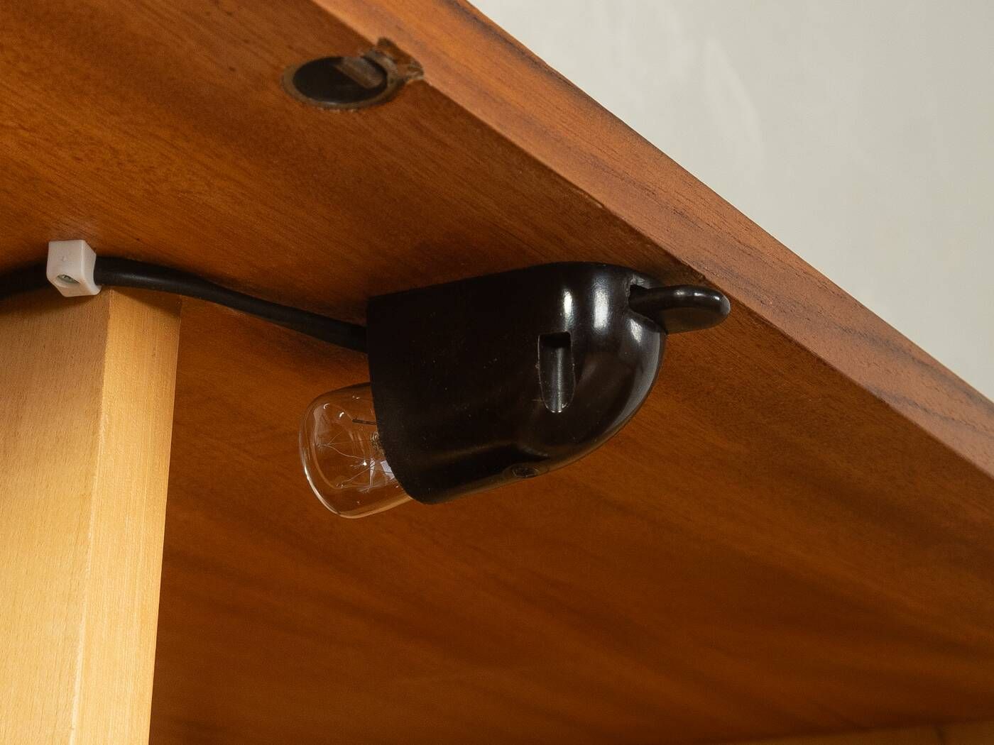 Meuble bar de style mid-century