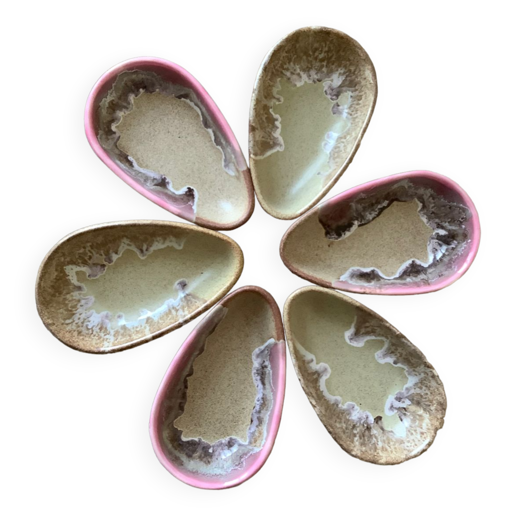 Vallauris avocado cups