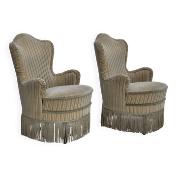 Années 1970, paire de fauteuils danois, état d'origine, velours d'ameublement vert.