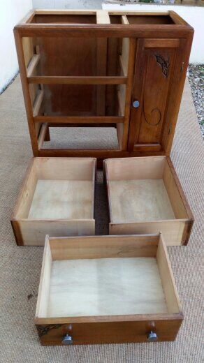 Commode avec miroir