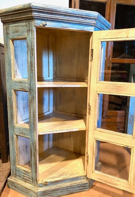 Teak glass notch with light blue patina