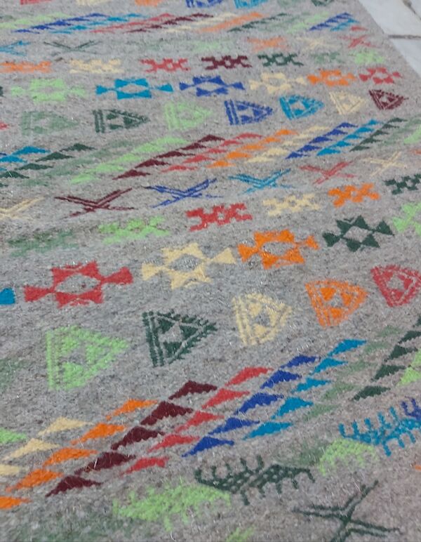 Tapis ethnique multicolore 130x207cm