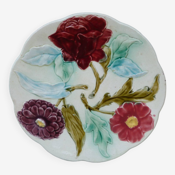 Flower pattern slip plate