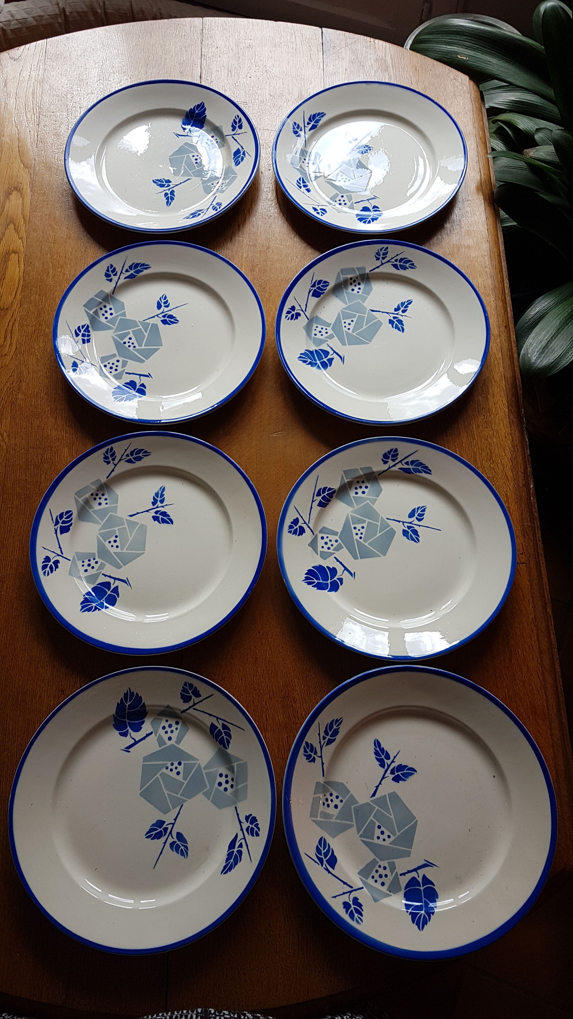 Service de table en faïence de Luneville bleu
