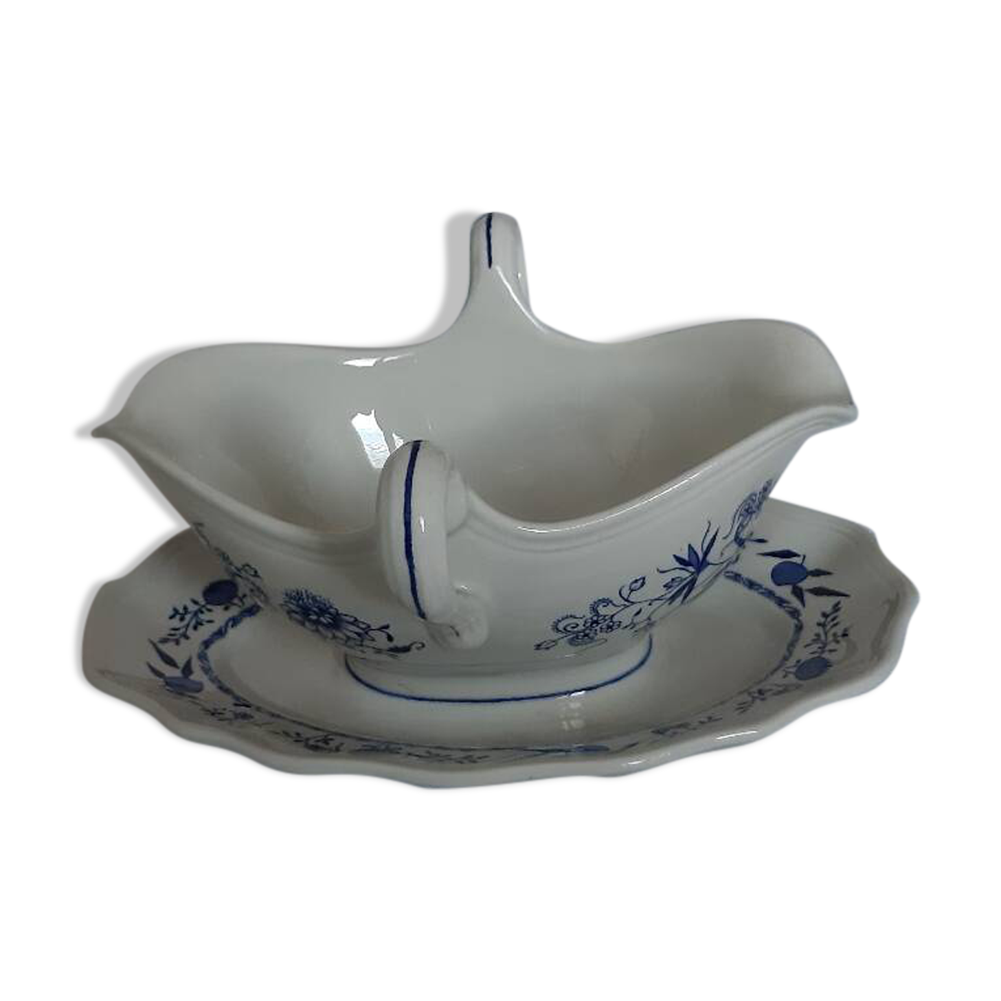 Lunéville porcelain gravy boat