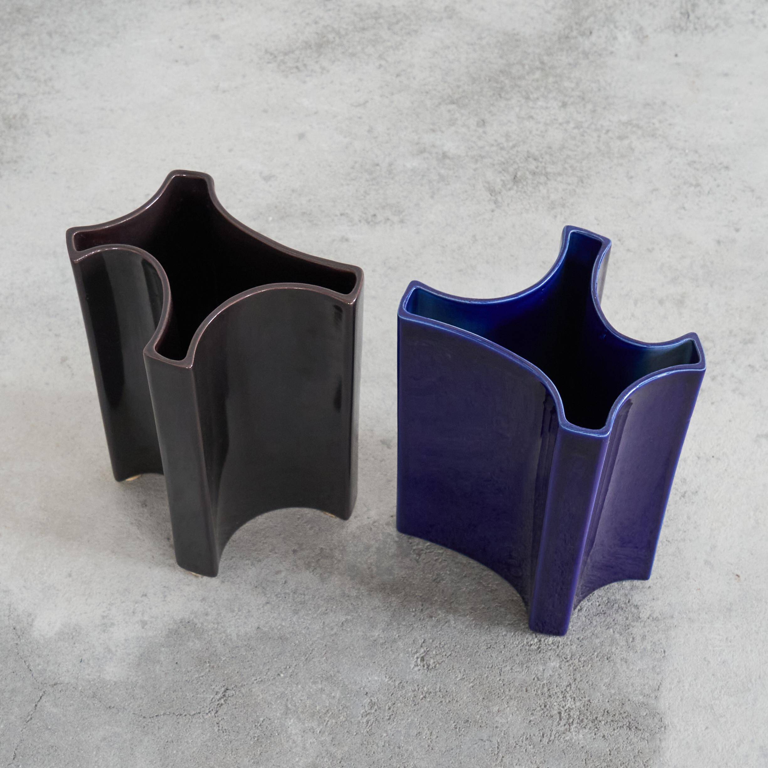 Angelo Mangiarotti, pair of mid-century vases for Fratelli Brambilla, 1960s