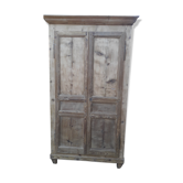 Armoire en sapin