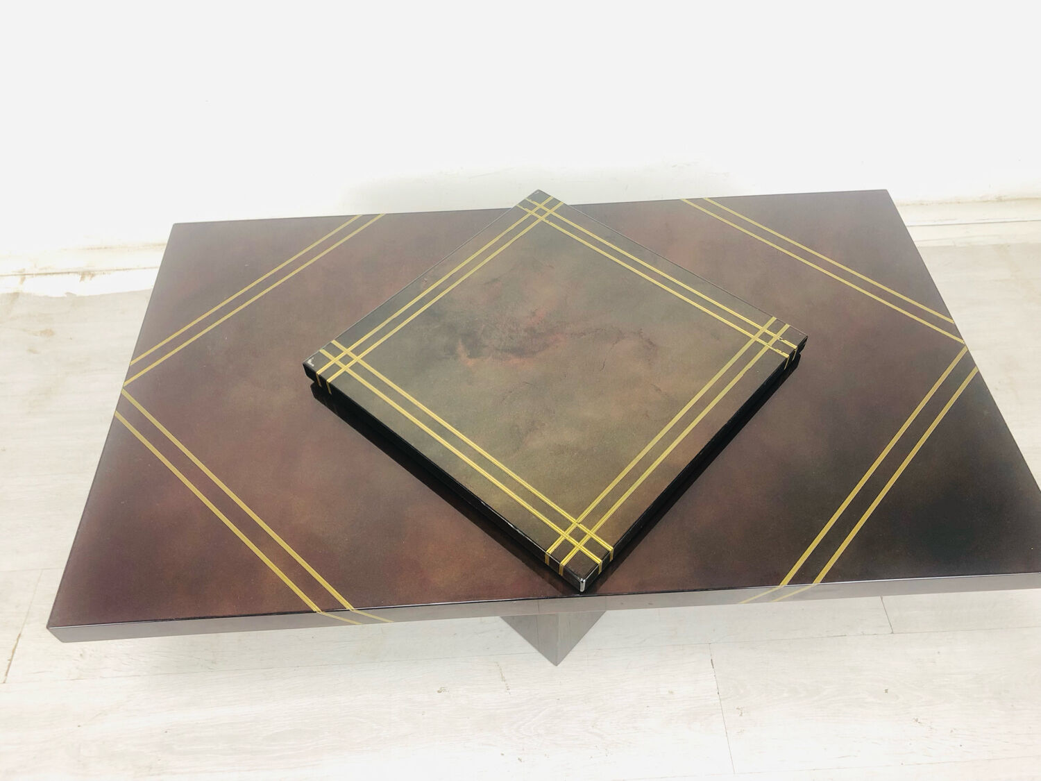Coffee table 70/80
