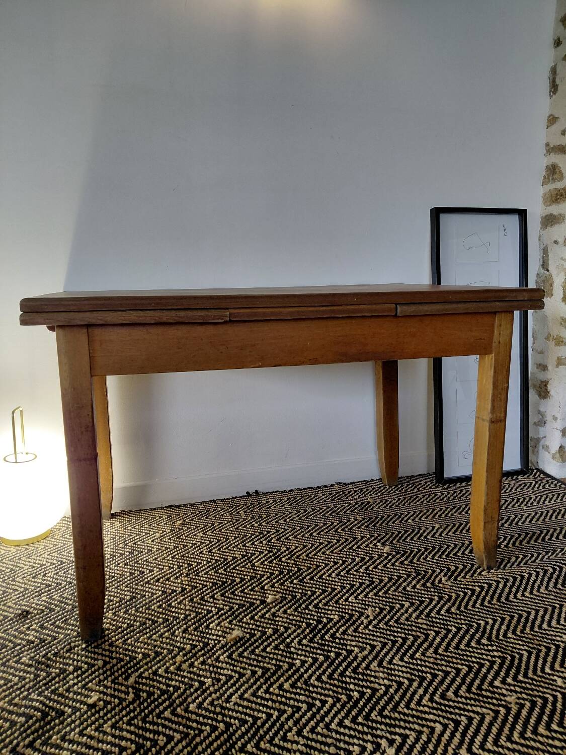 Old farmhouse table from the 50s with 1 drawer.