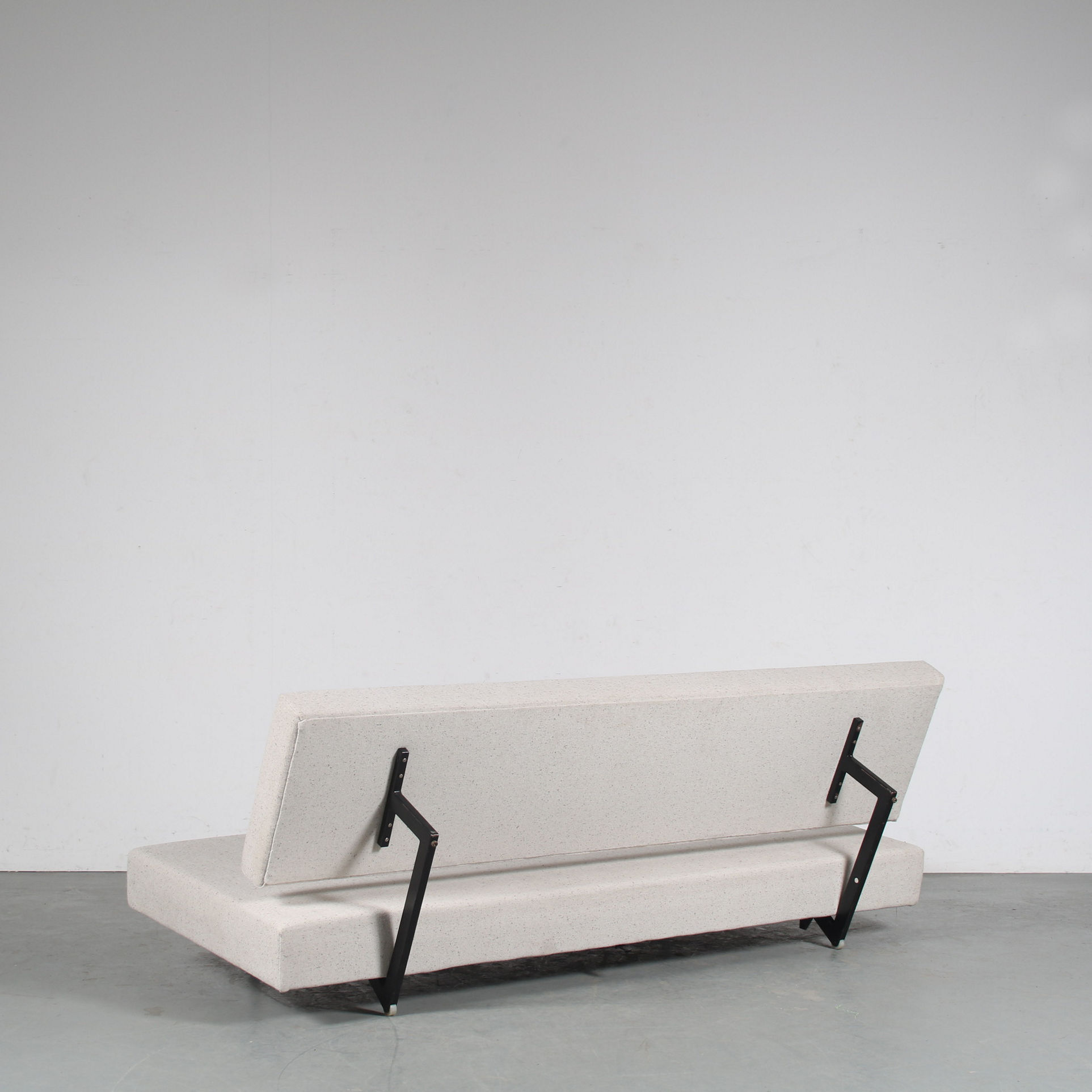 1950s Double bed sleeping bench