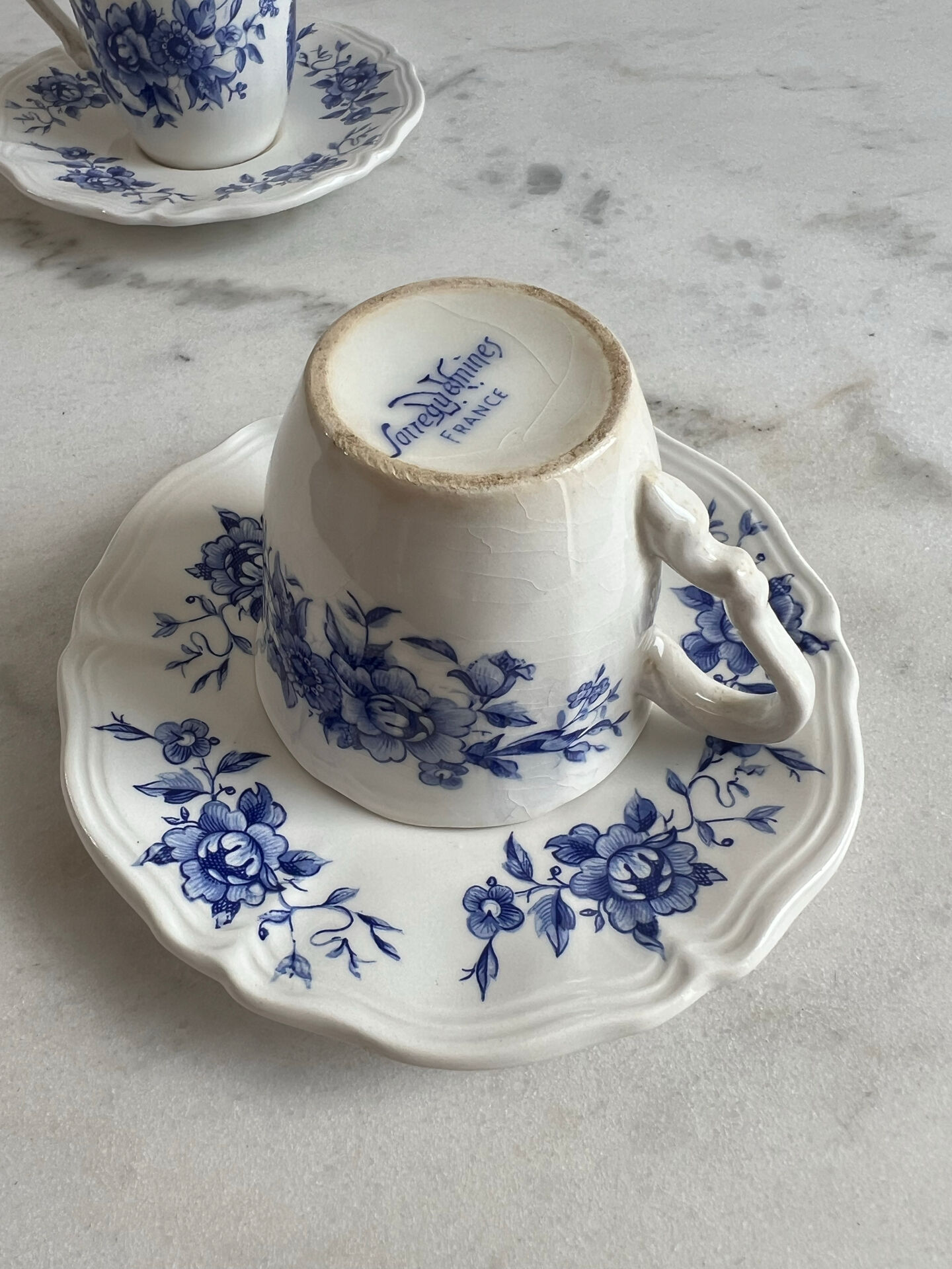 Set of 2 Sarreguemines mugs