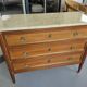 Commode style Louis XVI