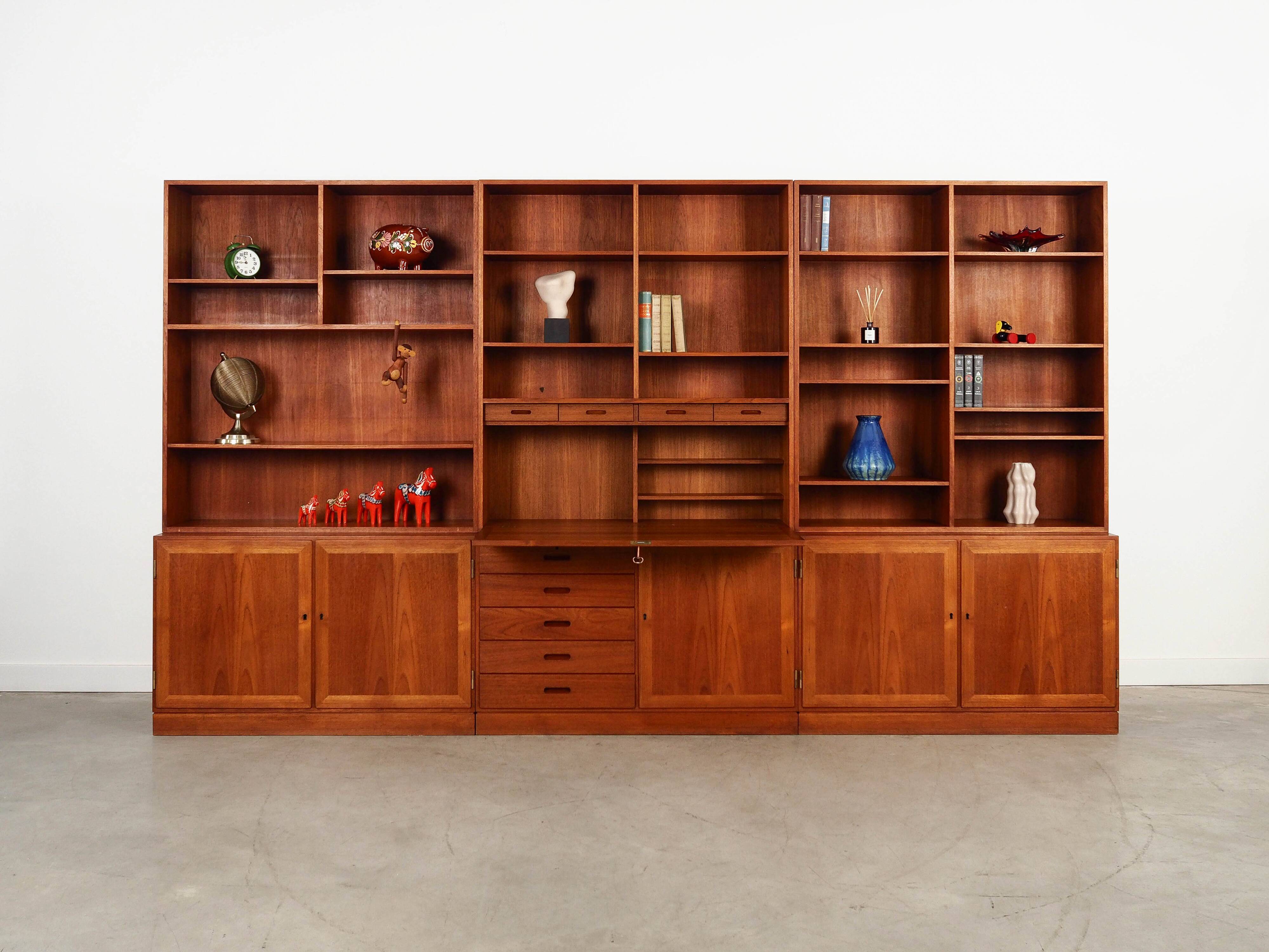 Set of teak bookcases, Danish design, 1970s, designer: Kai Winding