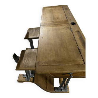 Decunsel school desk from the early 20th century, renovated and in very good condition