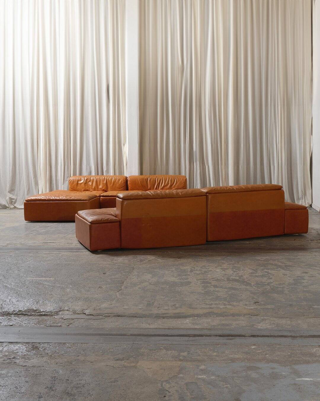 Paione modular sofa in brown leather, Claudio Salocchi, 1960s