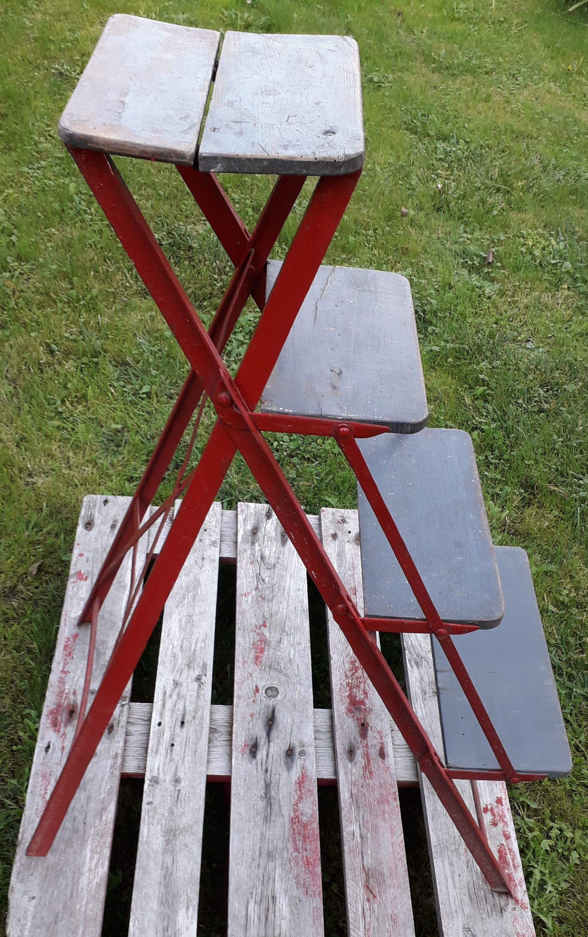 Metal and wood stepladder