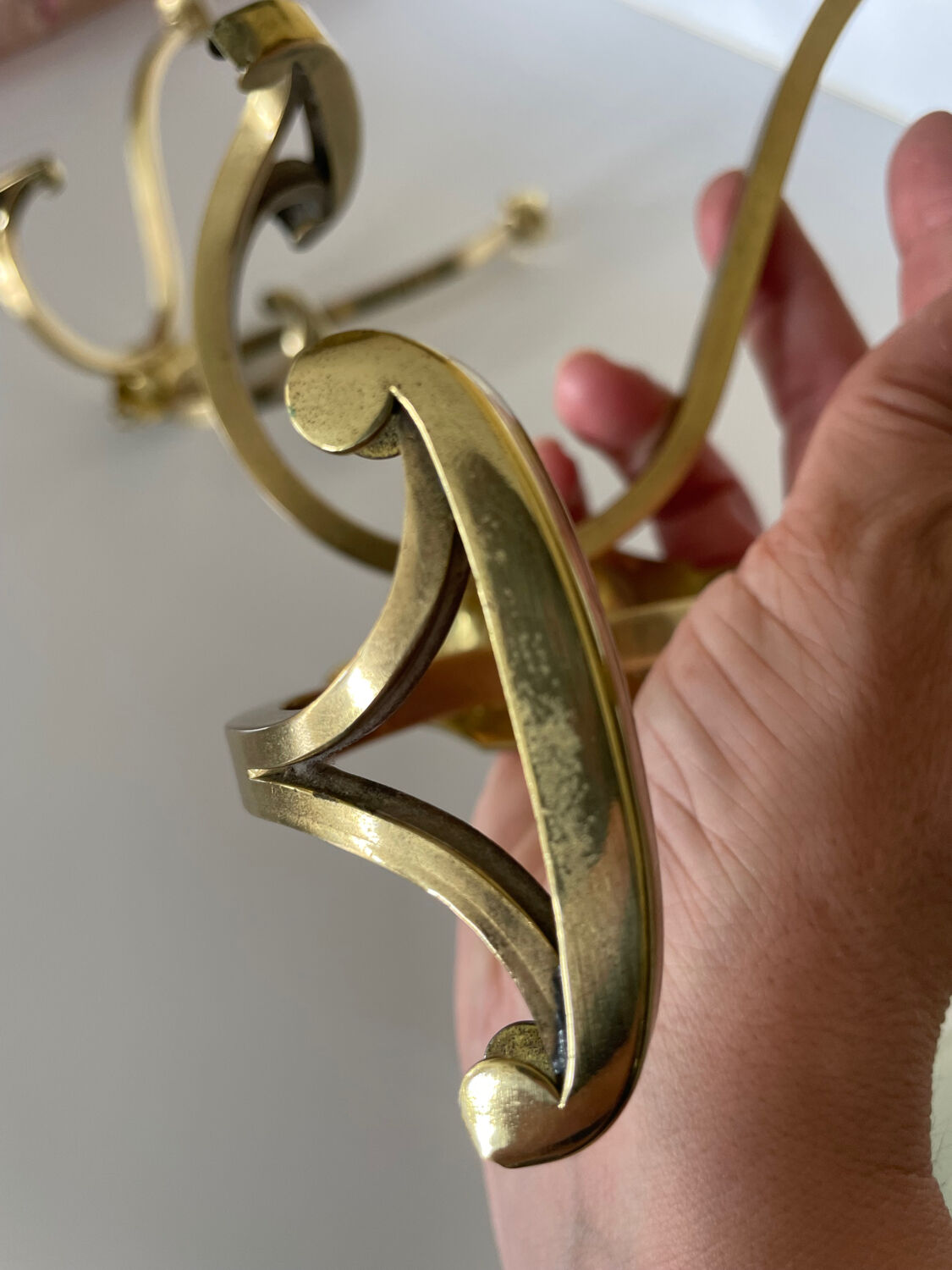 2 coat hooks with 4 branches in gilded brass