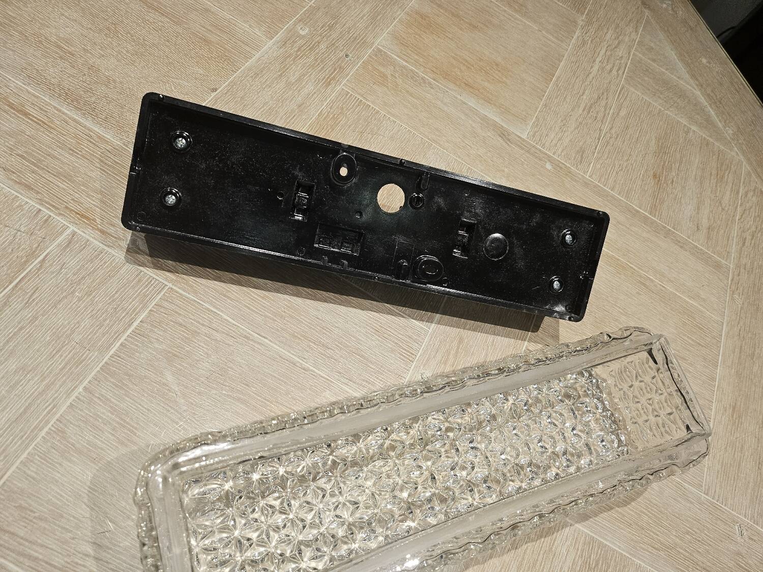 Hammered glass wall light