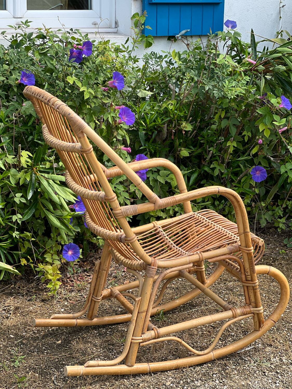 Rocking chair