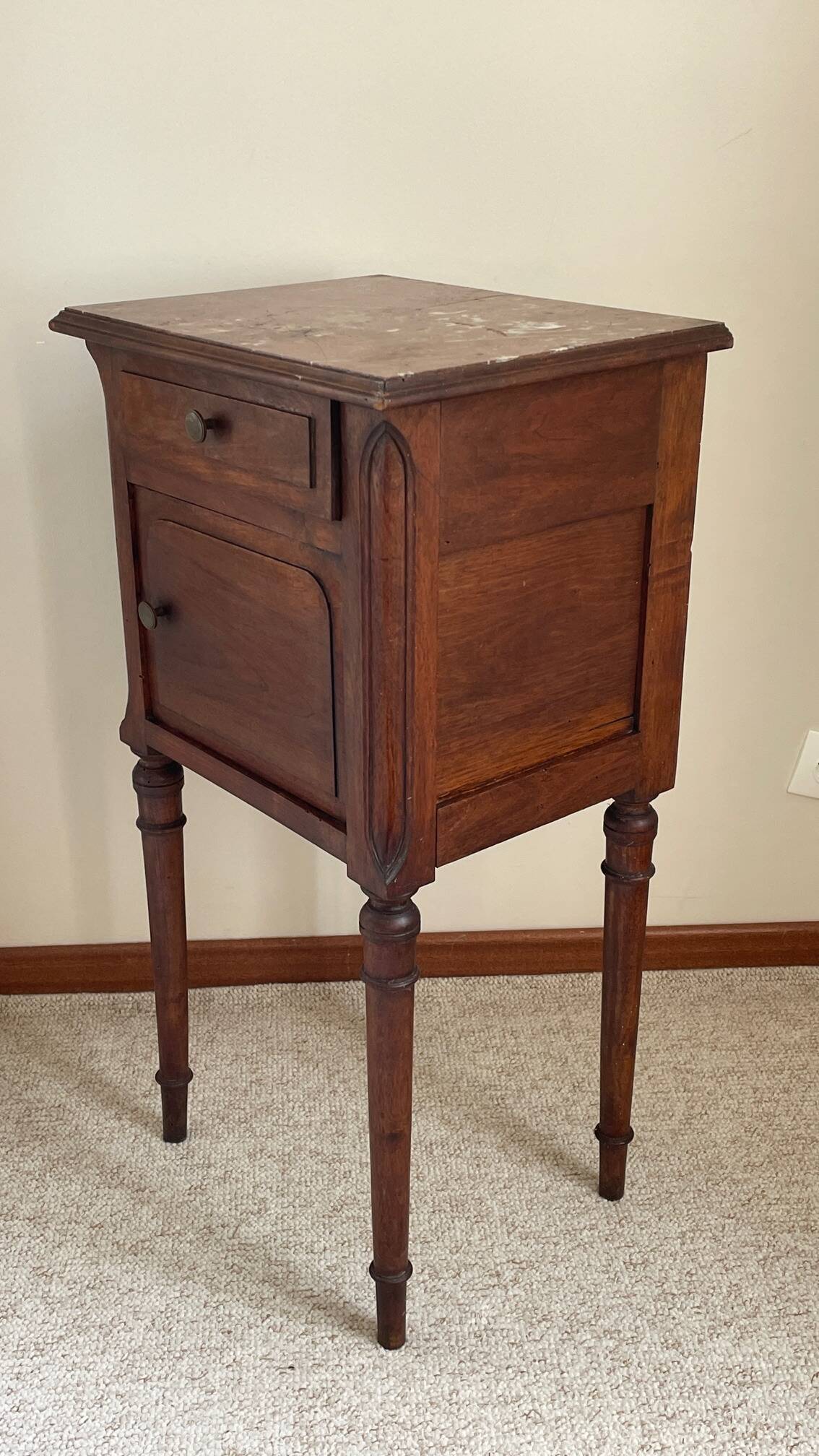 Antique bedside table in wood and marble