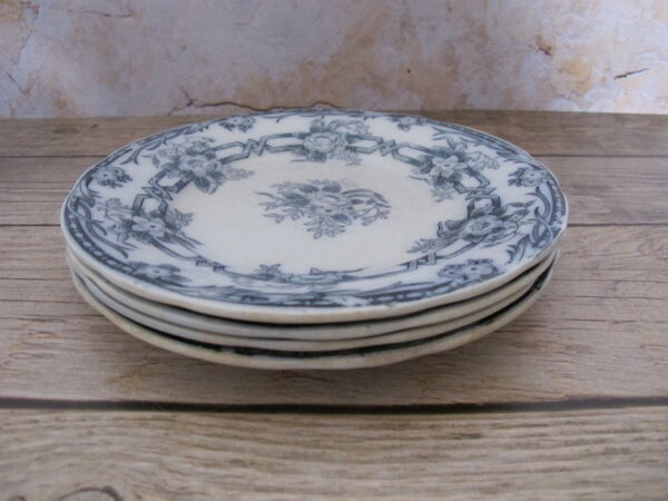 4 assiettes de Sarreguemines, modèle « Cérès »