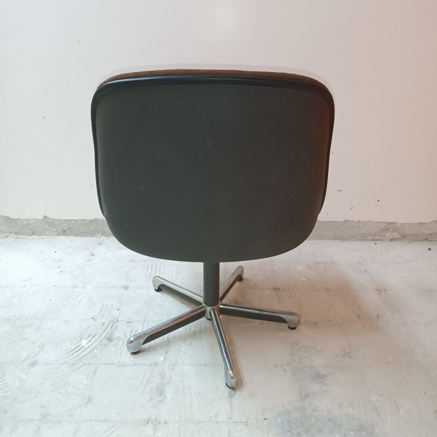 Randall Buck 1960 Space Age Pair of Strafor 451 Shell Armchairs