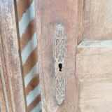 Ancienne paire de portes d'armoire forme arrondie