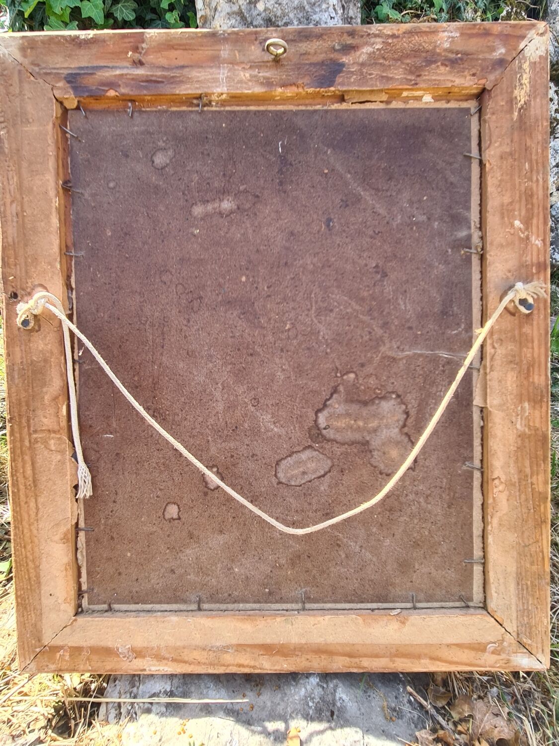 Table "little girls with cats"