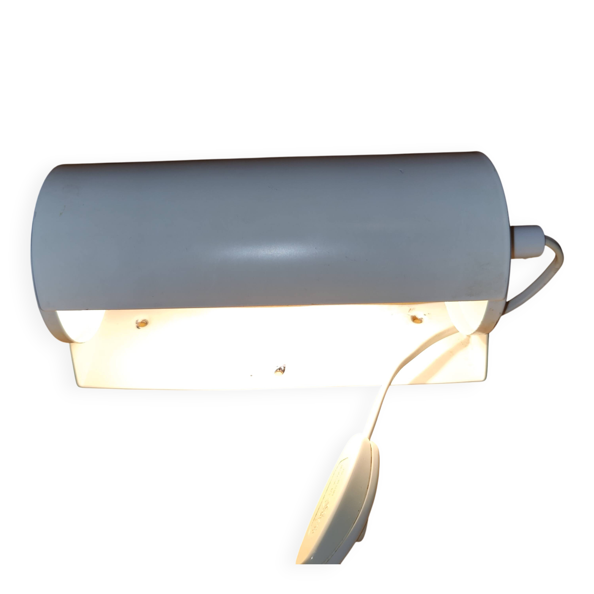 White Lod type v413 roller wall lamp from Ikea.