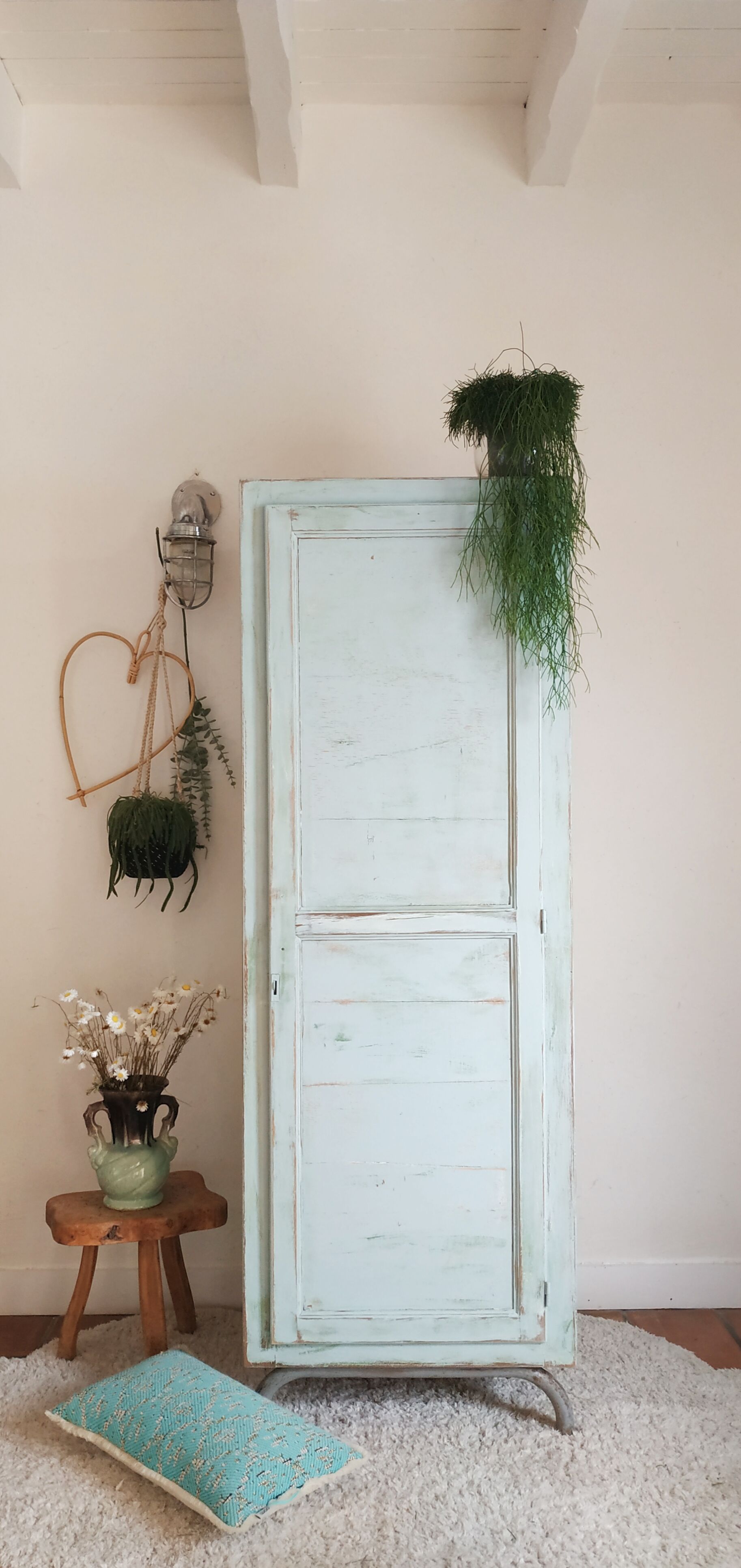 Armoire d'école vestiaire d'internat rénové années 50