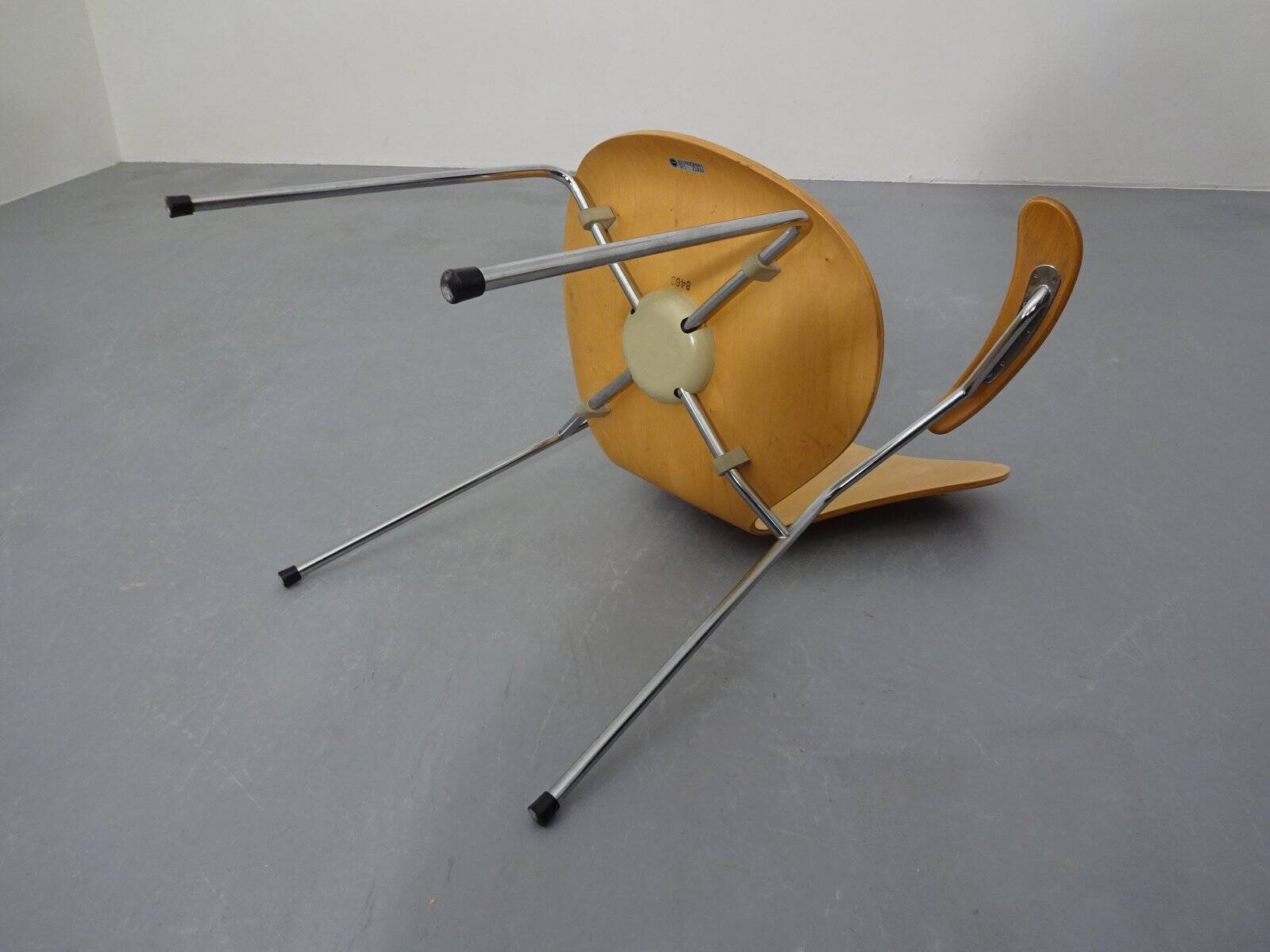 Danish 3207 Armchair by Arne Jacobsen for Fritz Hansen, 1991