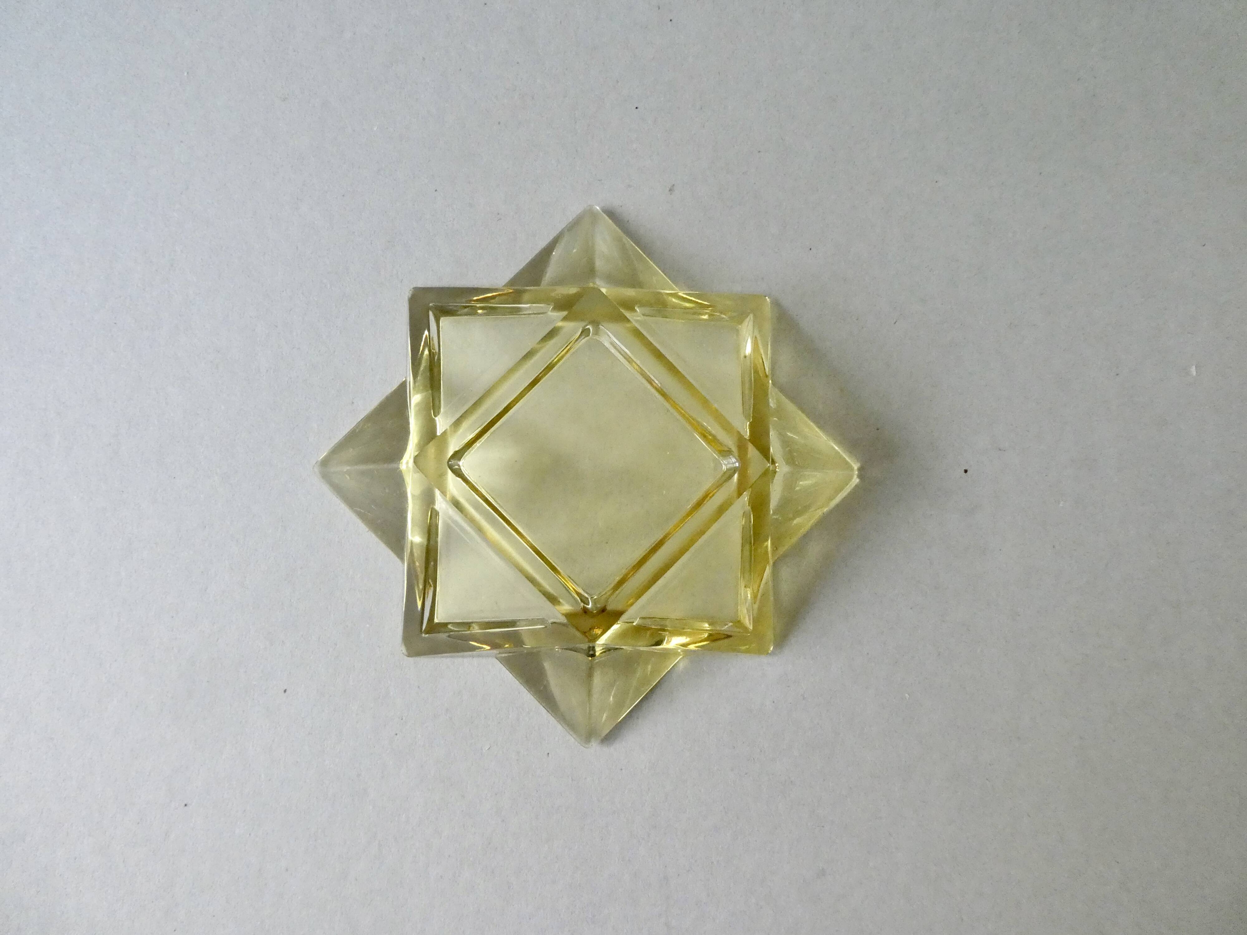 Walther star-shaped glass pocket tray