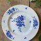 Assiette décor floral bleu KG Luneville
