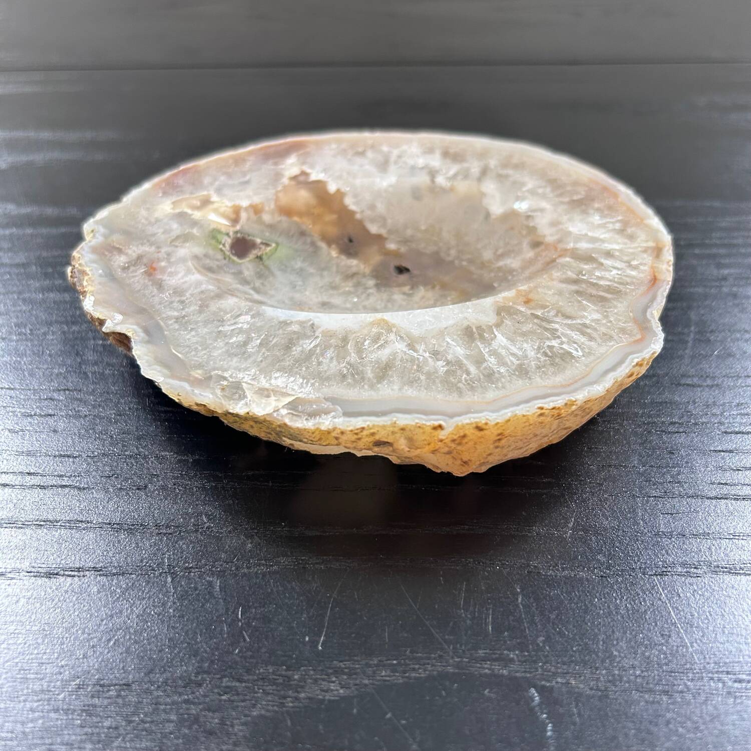 Agate pocket emptier