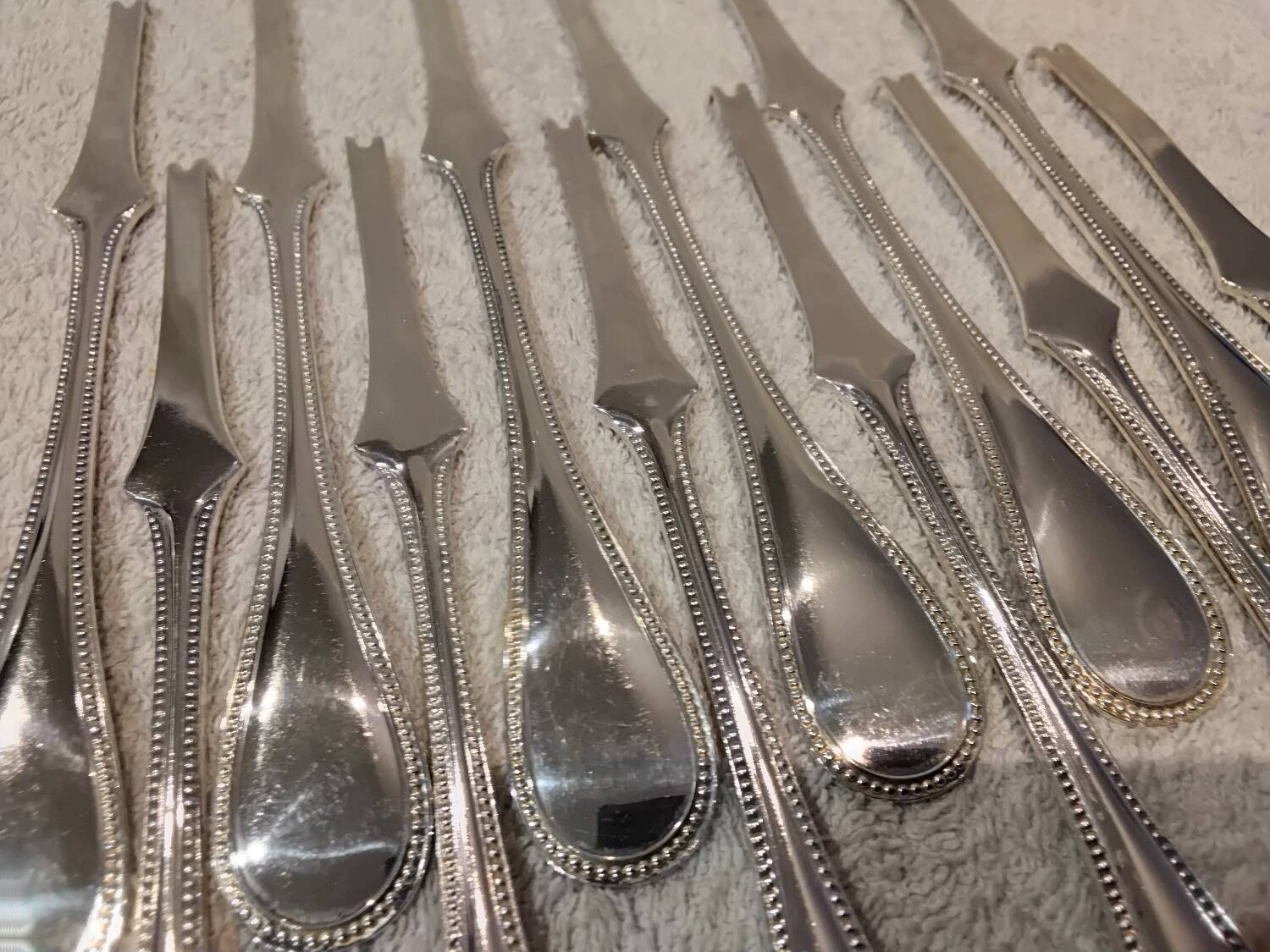 6 silver-plated lobster picks by Christofle, Perles pattern