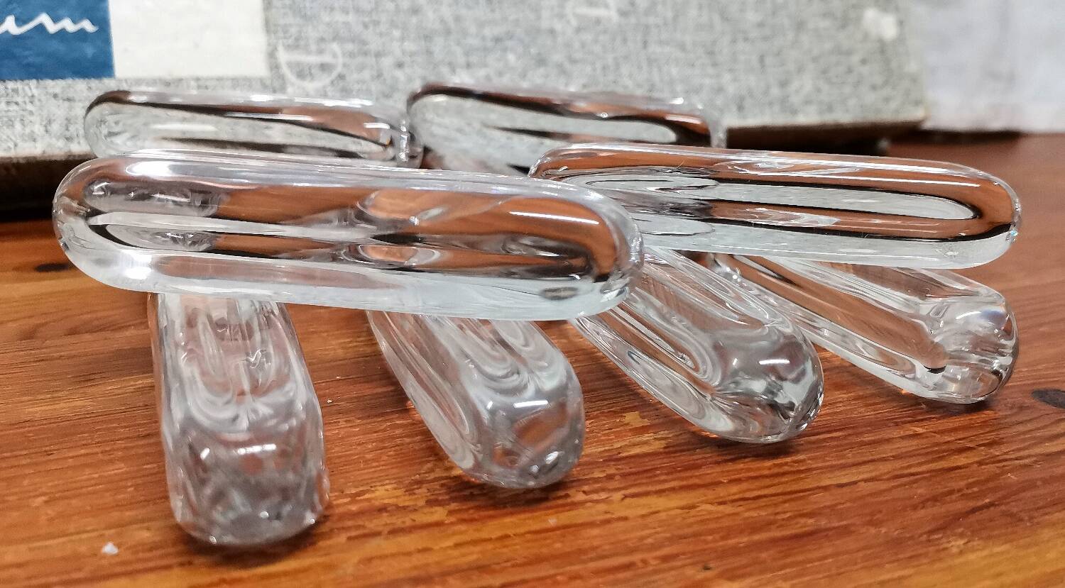 Daum crystal knife holder