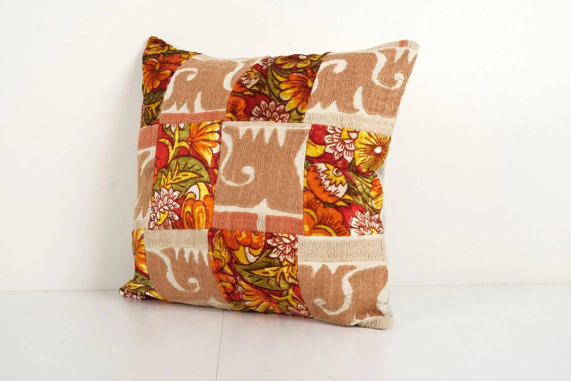 Vintage embroidered cushion cover 46x46 cm