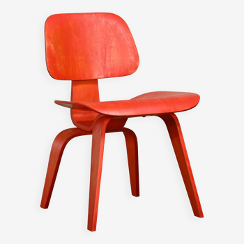 Charles & Ray Eames Early DCW Red aniline dye Ash Dining Chair for Evans Plywood