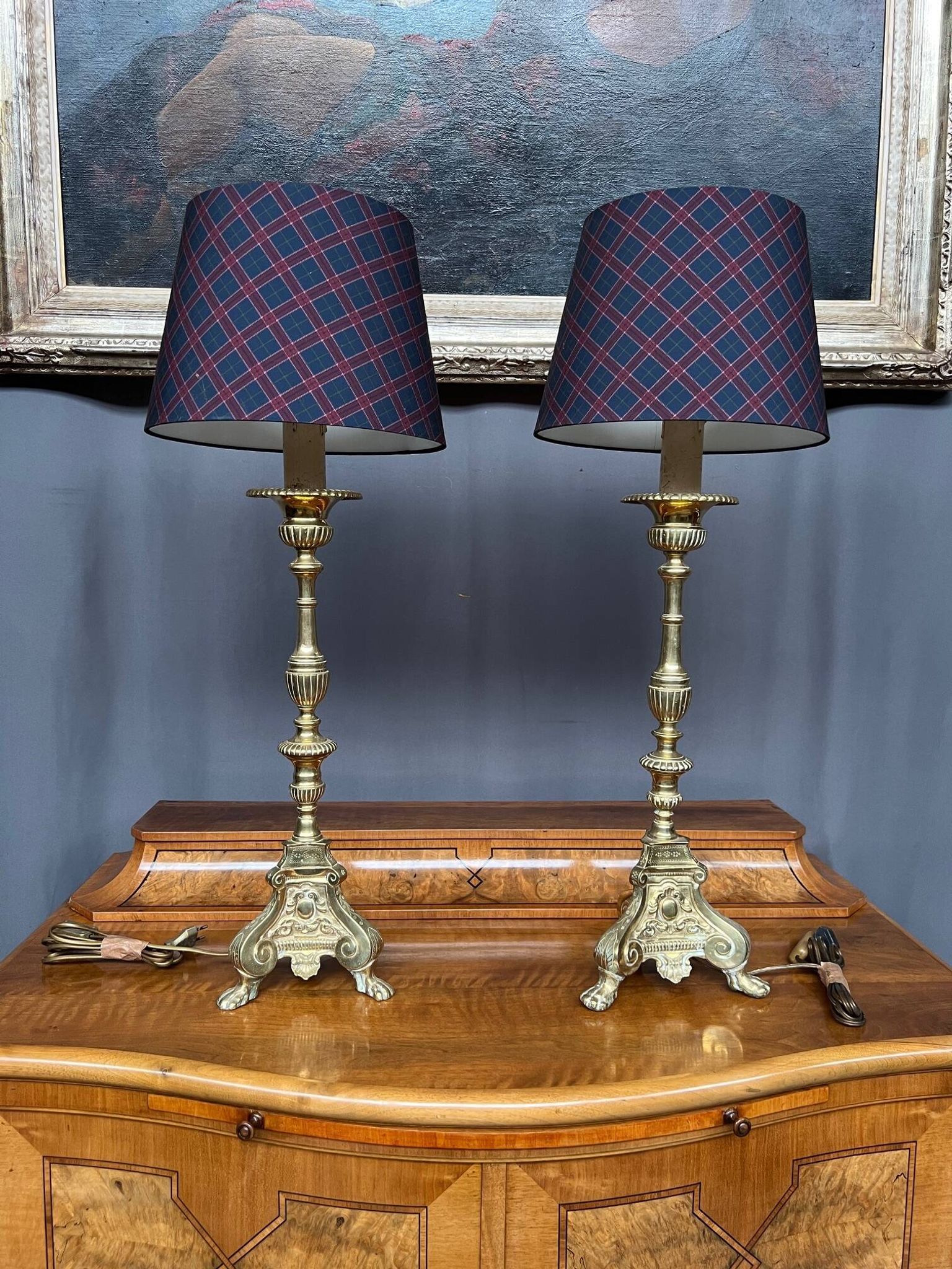 Pair of Renaissance lamps. Gilded bronze.